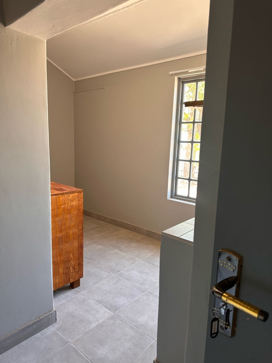 To Let 1 Bedroom Property for Rent in Belgravia Eastern Cape